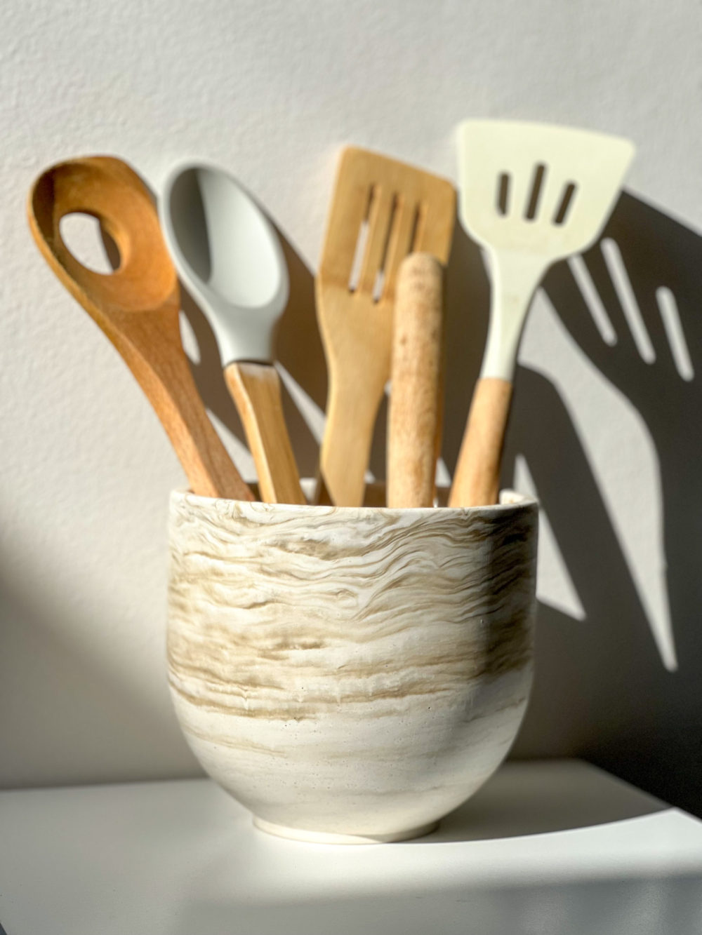 Round bottom planter - Image 2